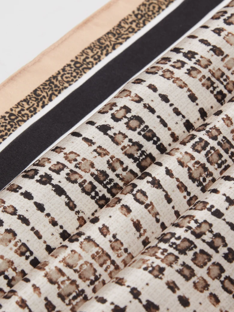 Silk robe with animal motifs
