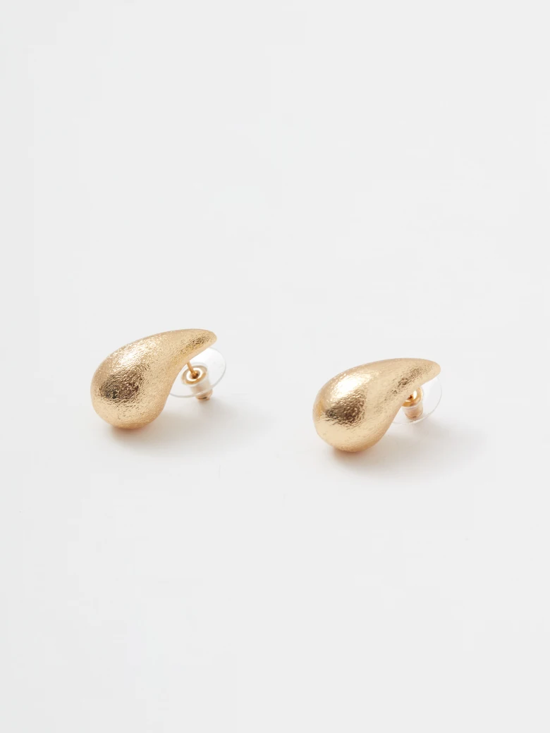 Gold-plated drop-shaped earrings