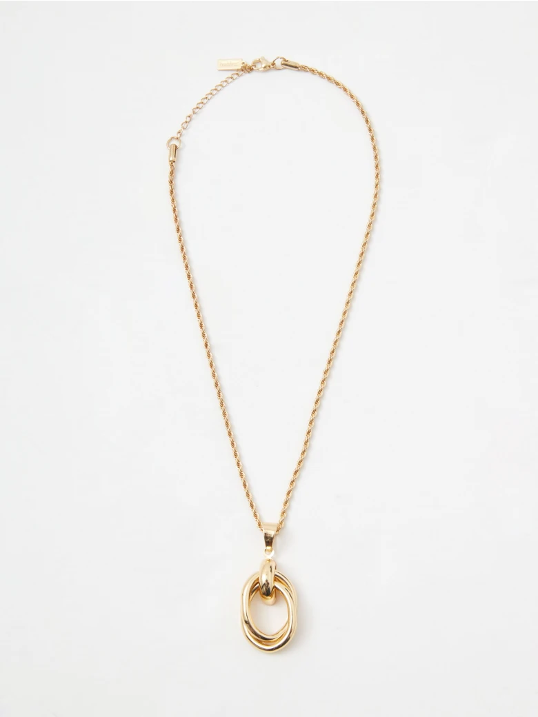 Gold-plated necklace with an elegant pendant