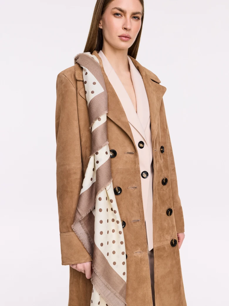 Square patterned wool and silk scarf