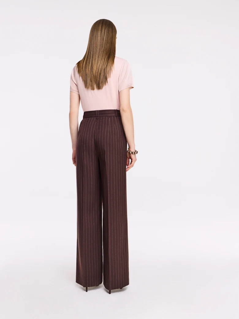 Chocolate pants with delicate stripes