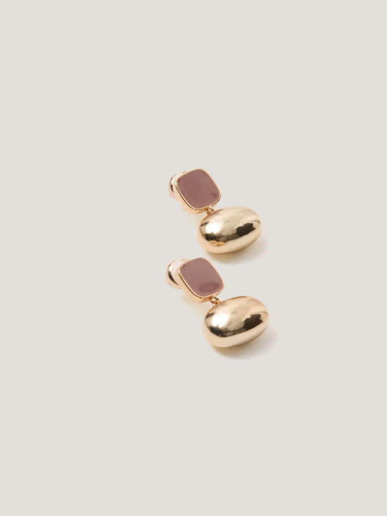 Elegant earrings with square links