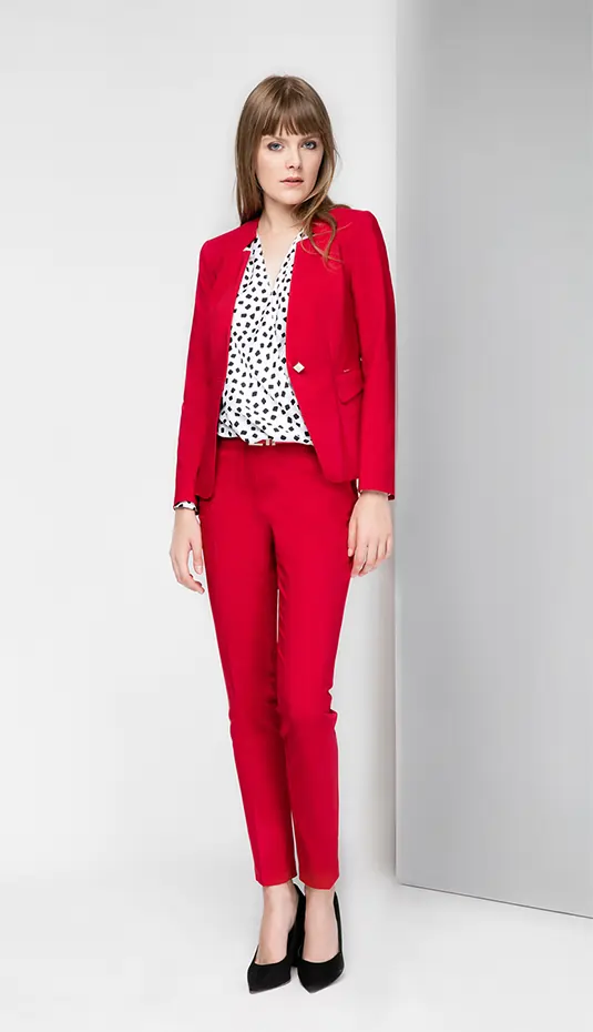 Tarank-red-chic-cuit