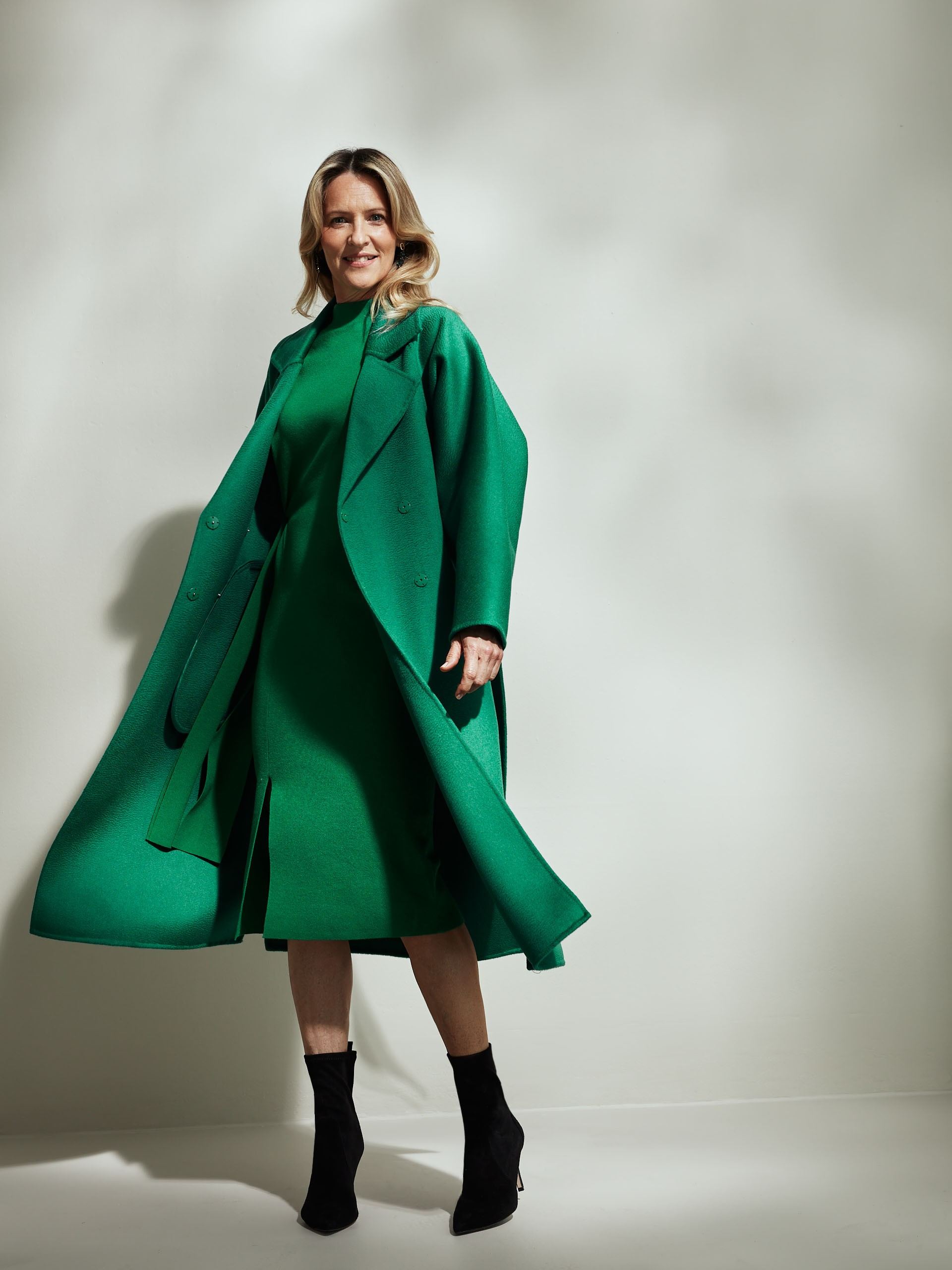 Green wool coat with Zibellino effect